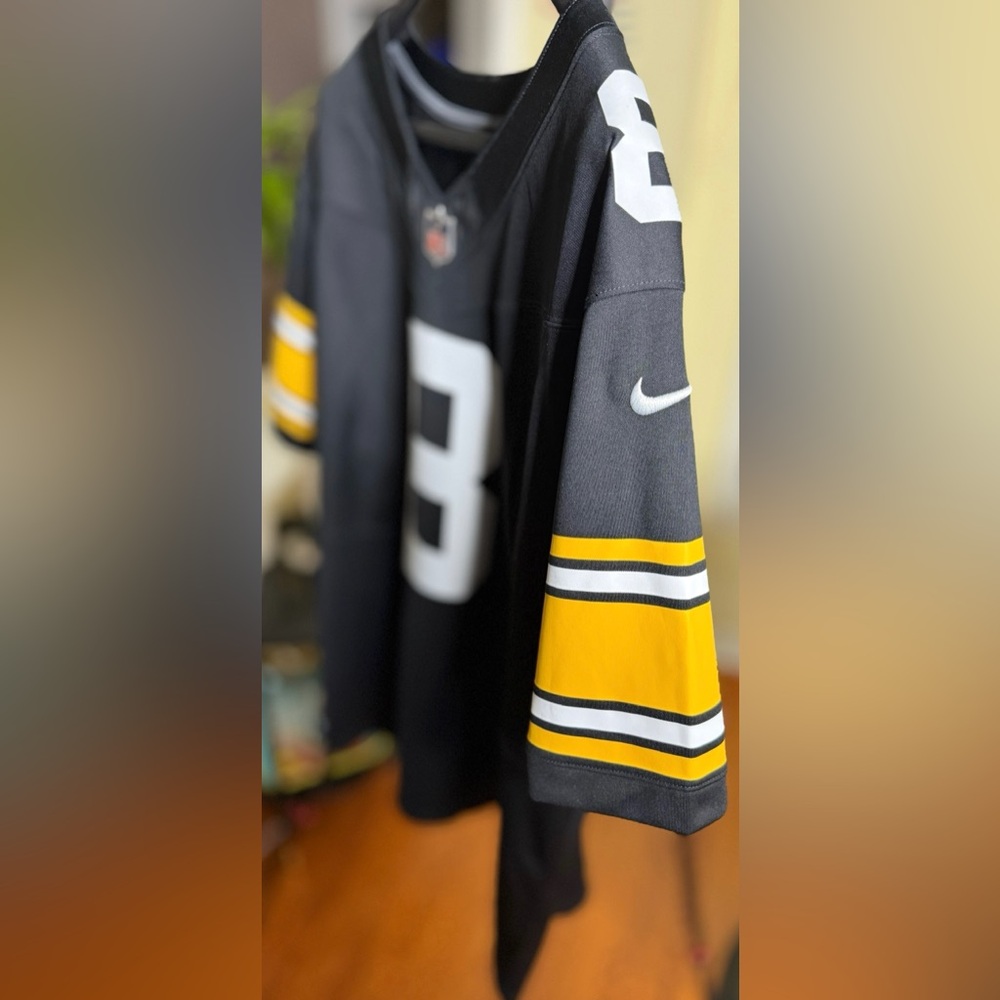 GORGEOUS AUTHENTIC NFL STEELERS JERSEY!!! - Picture 3 of 11